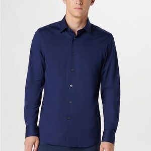 Bugatchi blue dress shirt. Dry cleaned–like new!